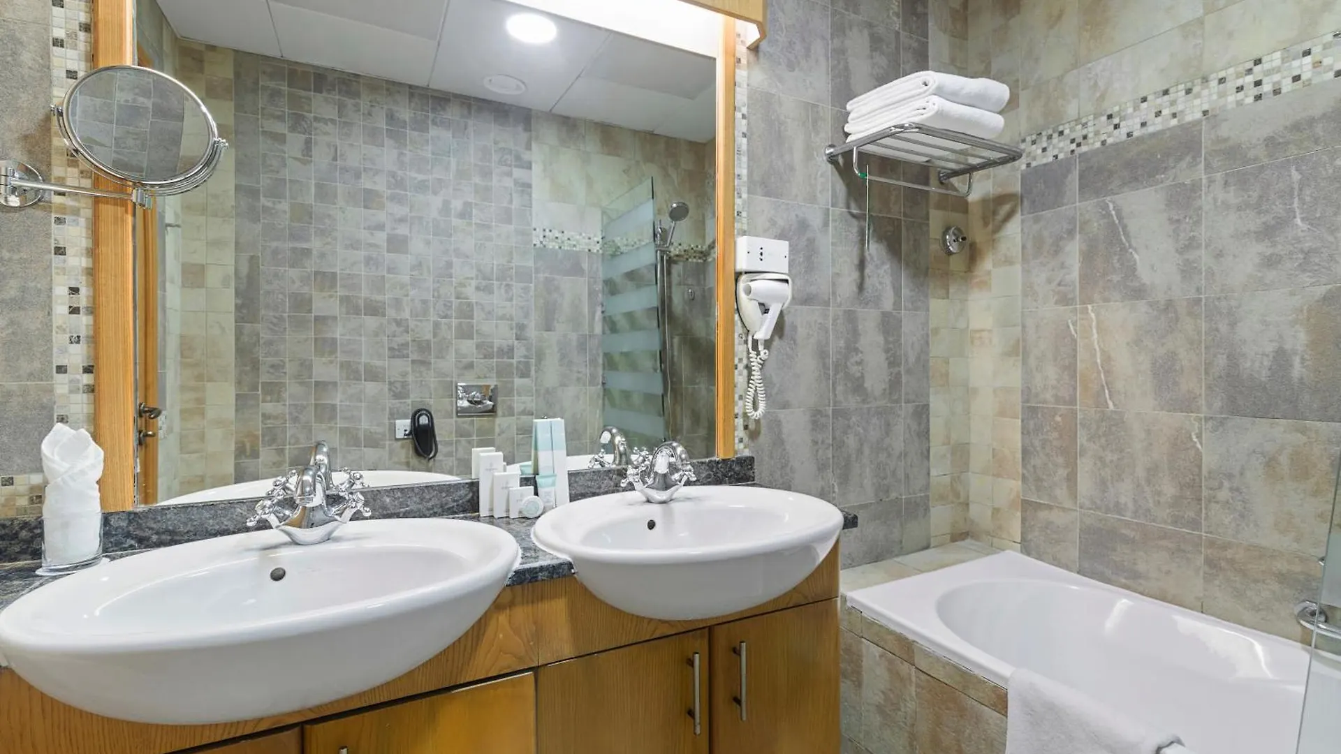 Al Khoory Hotel Apartments Al Barsha Dubai 3*,