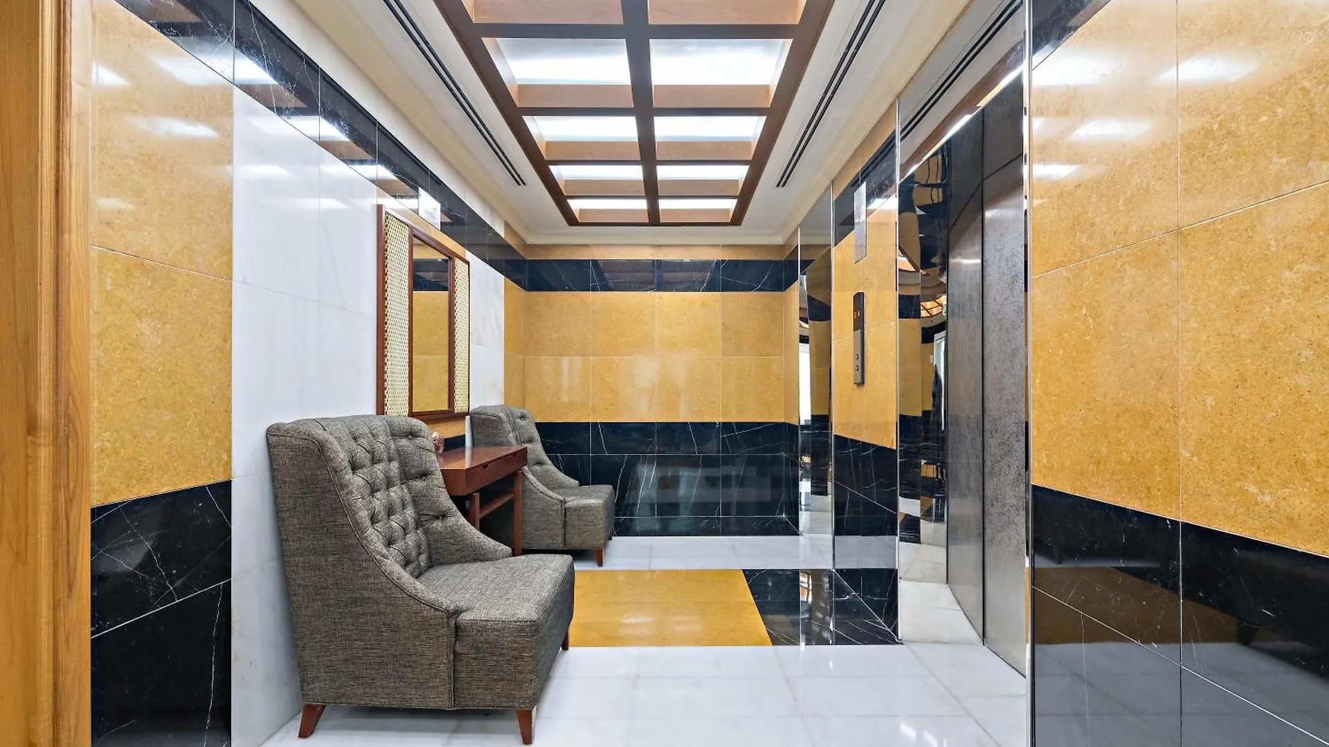 *** Aparthotel Al Khoory Hotel Apartments Al Barsha Dubai United Arab Emirates